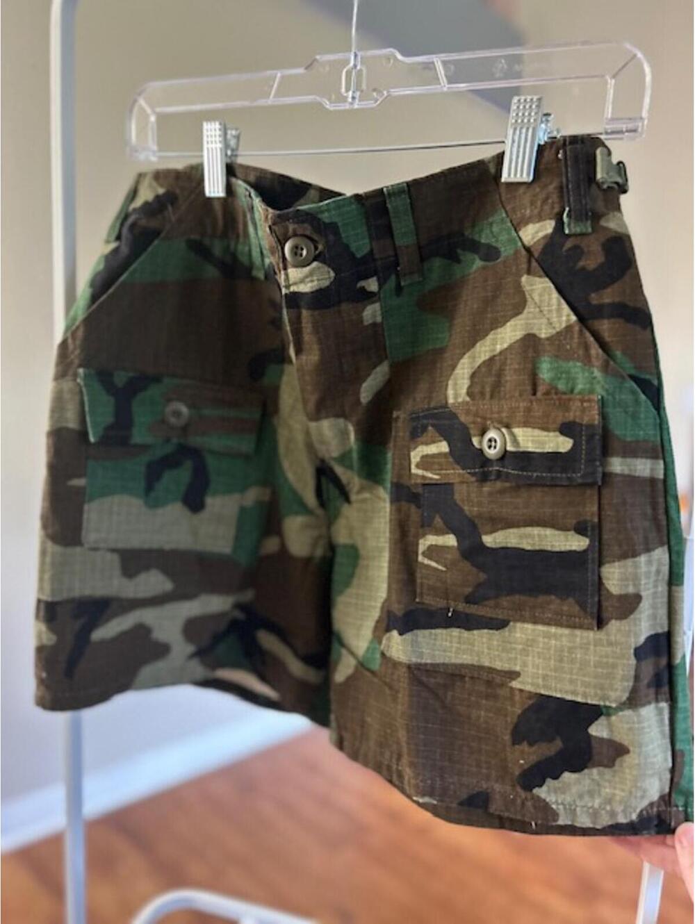 Vintage Camouflage Cargo Shorts Made in USA, Size Small
